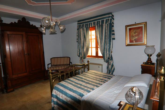 Image No.55-4 Bed Villa for sale