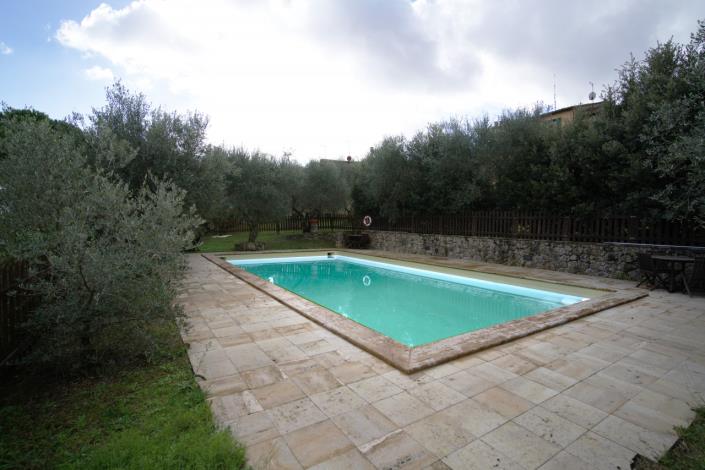 Image No.9-9 Bed House/Villa for sale