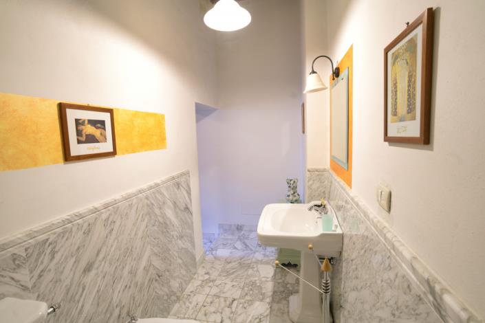 Image No.15-9 Bed House/Villa for sale