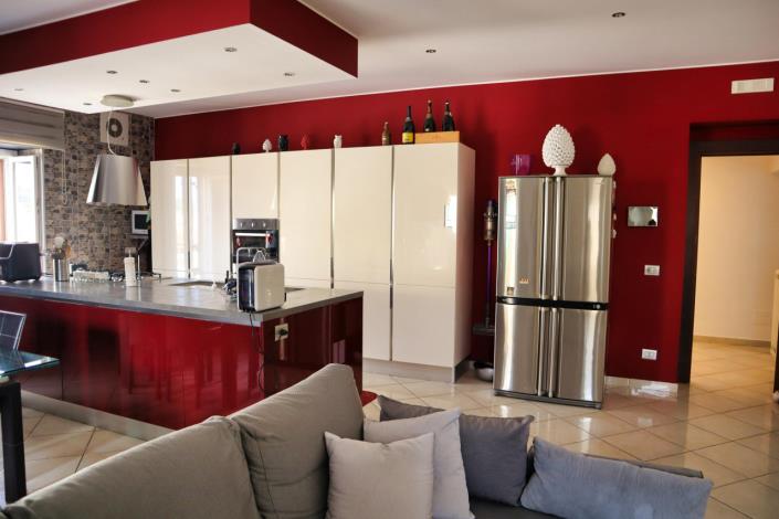 Image No.28-3 Bed Apartment for sale