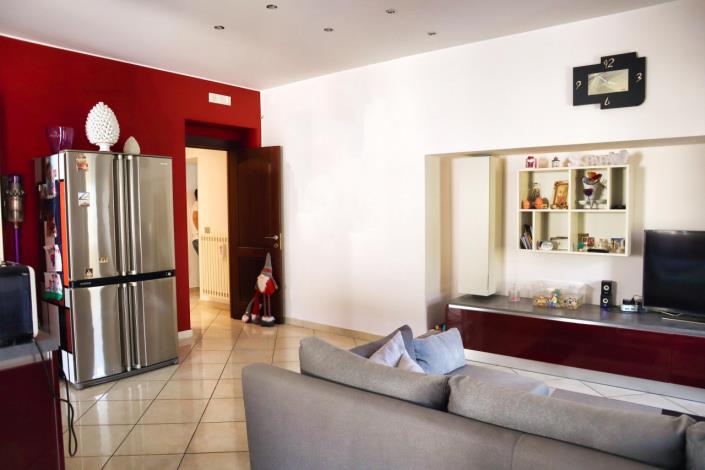 Image No.29-3 Bed Apartment for sale