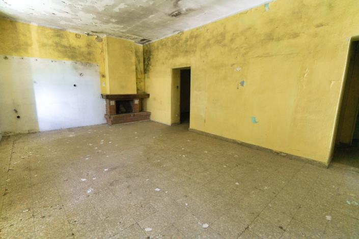 Image No.30-3 Bed Country House for sale