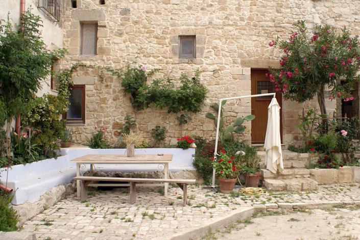 Image No.21-7 Bed Country House for sale