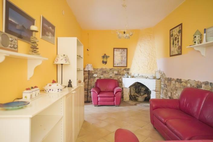 Image No.44-3 Bed Apartment for sale