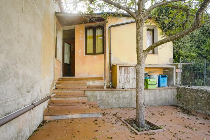 Image No.53-3 Bed Apartment for sale