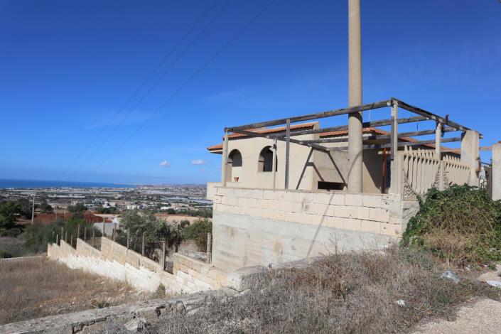 Image No.9-2 Bed House/Villa for sale