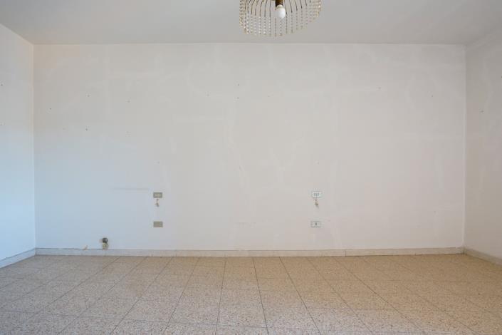 Image No.28-2 Bed Apartment for sale