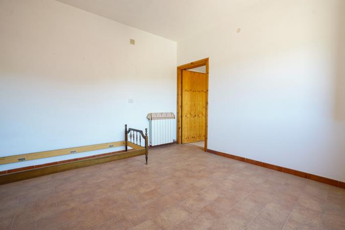 Image No.35-2 Bed Apartment for sale