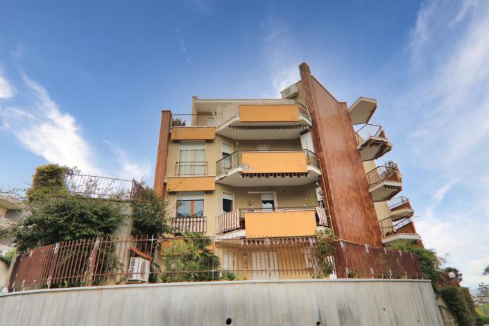 Image No.1-1 Bed Apartment for sale