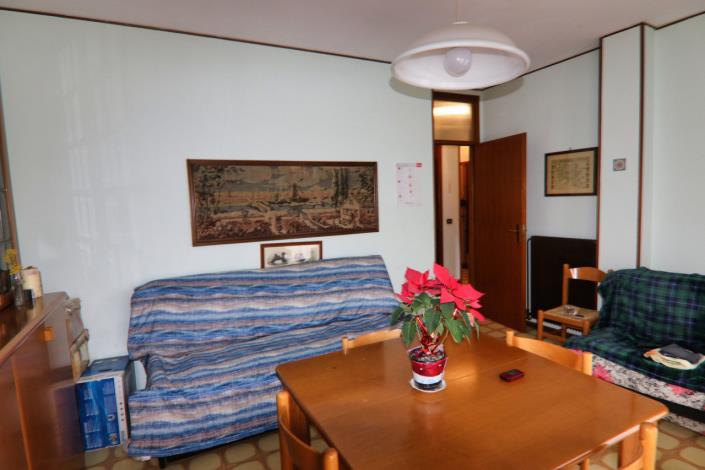 Image No.10-1 Bed Apartment for sale