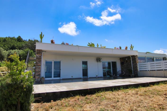 Image No.4-2 Bed Townhouse for sale