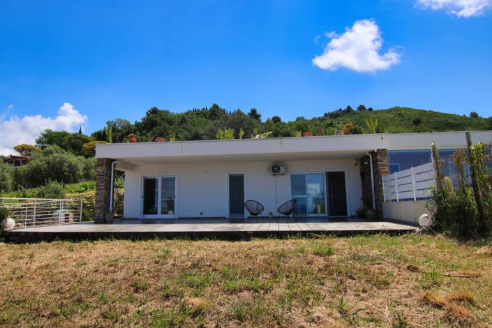 Image No.6-2 Bed Townhouse for sale