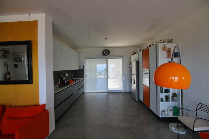 Image No.13-2 Bed Townhouse for sale