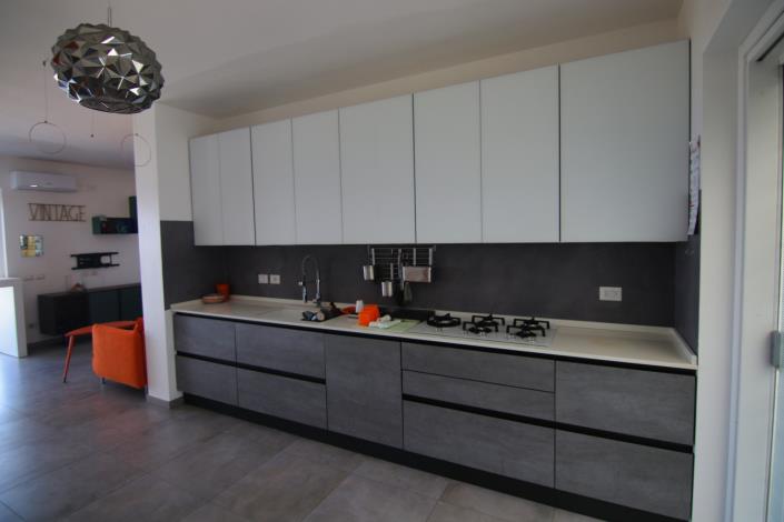 Image No.15-2 Bed Townhouse for sale