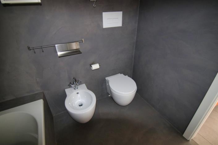 Image No.32-2 Bed Townhouse for sale