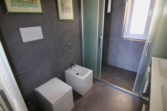 Image No.53-2 Bed Townhouse for sale