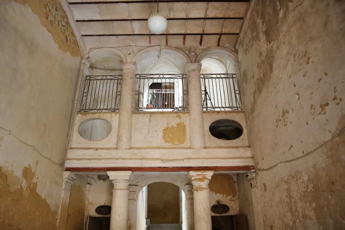 Image No.6-5 Bed Property for sale