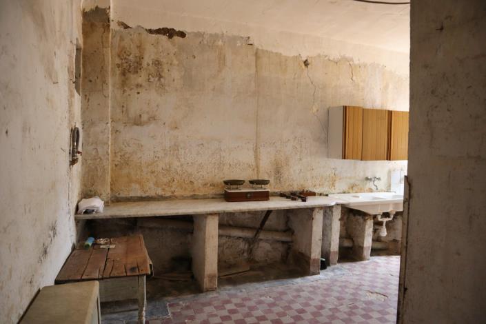 Image No.51-5 Bed Property for sale