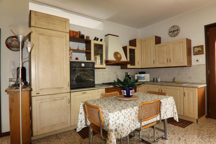 Image No.13-2 Bed Apartment for sale