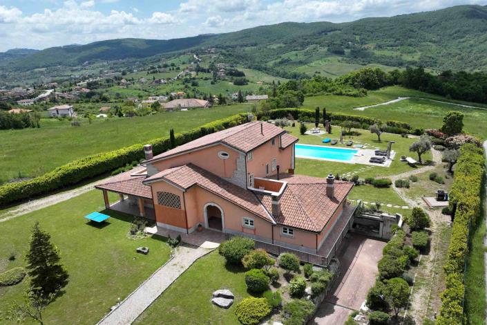 Image No.4-5 Bed Villa for sale