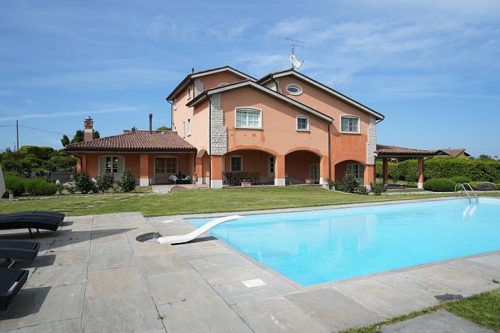 Image No.15-5 Bed Villa for sale