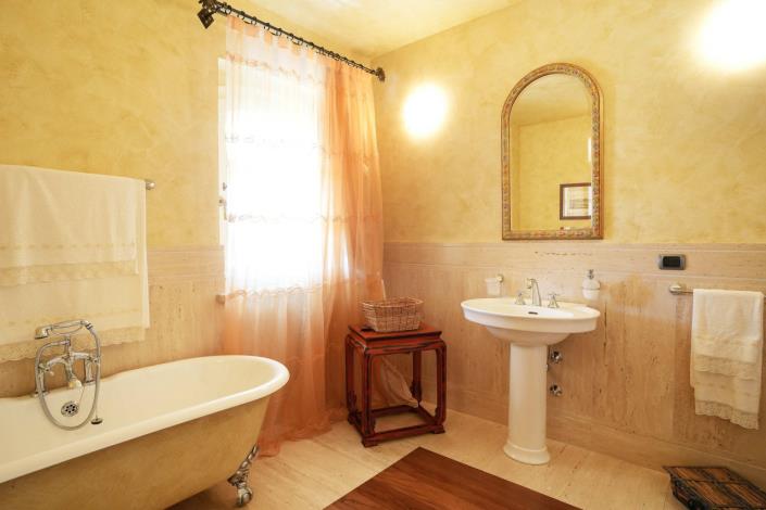 Image No.39-5 Bed Villa for sale