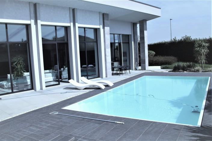 Image No.40-3 Bed Villa for sale