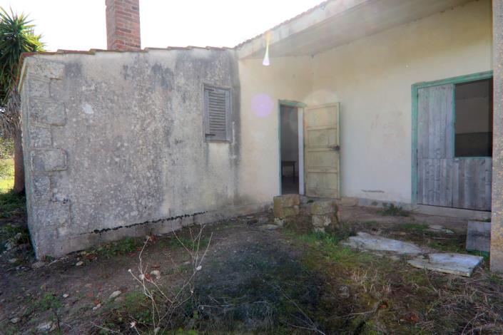 Image No.23-2 Bed Country House for sale