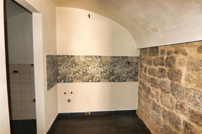 Image No.8-2 Bed Townhouse for sale