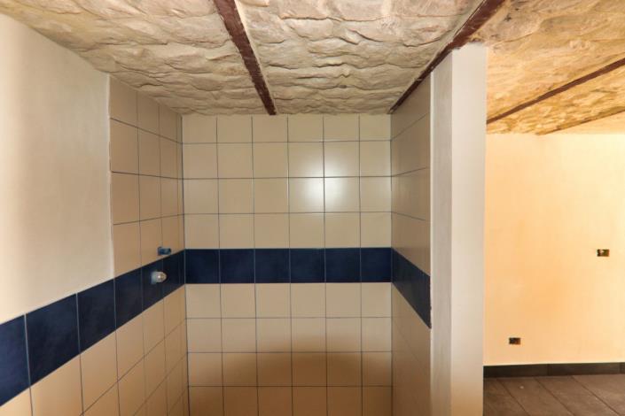 Image No.24-2 Bed Townhouse for sale