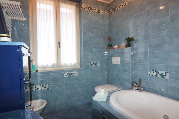 Image No.42-2 Bed Apartment for sale