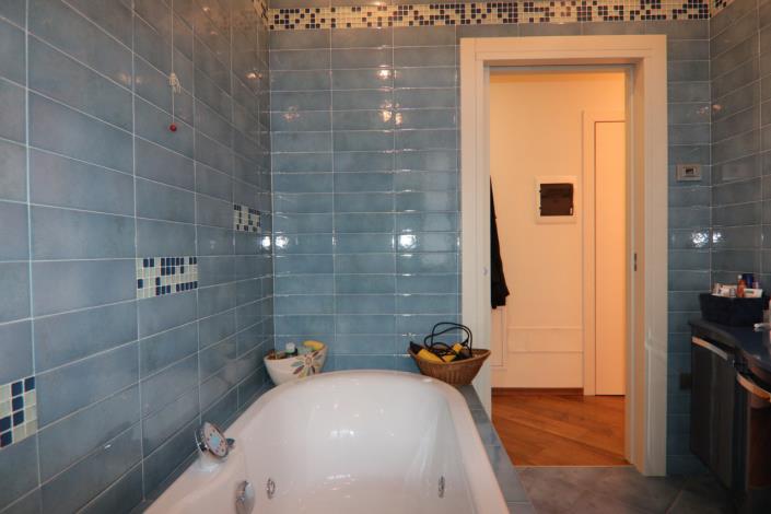 Image No.48-2 Bed Apartment for sale