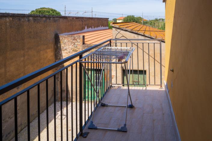 Image No.21-2 Bed Apartment for sale