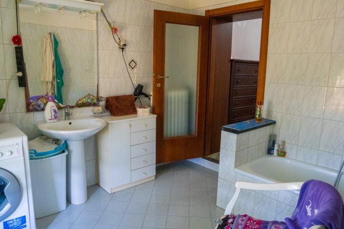 Image No.37-2 Bed Apartment for sale