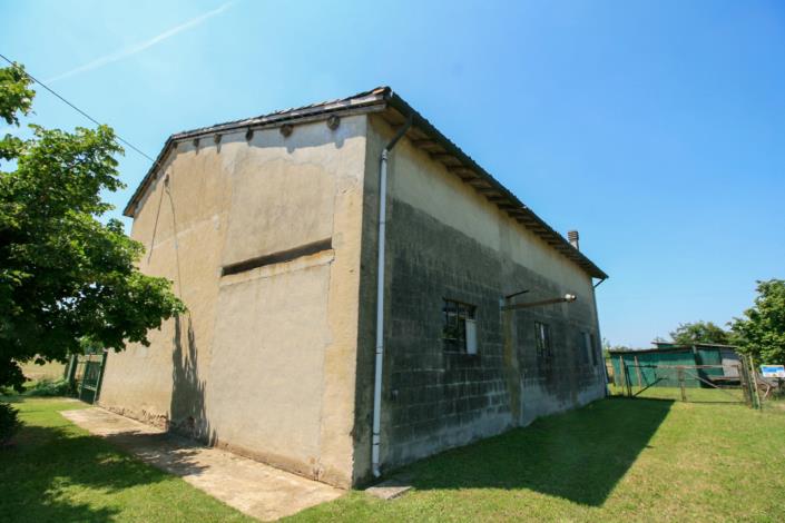 Image No.11-3 Bed Country House for sale