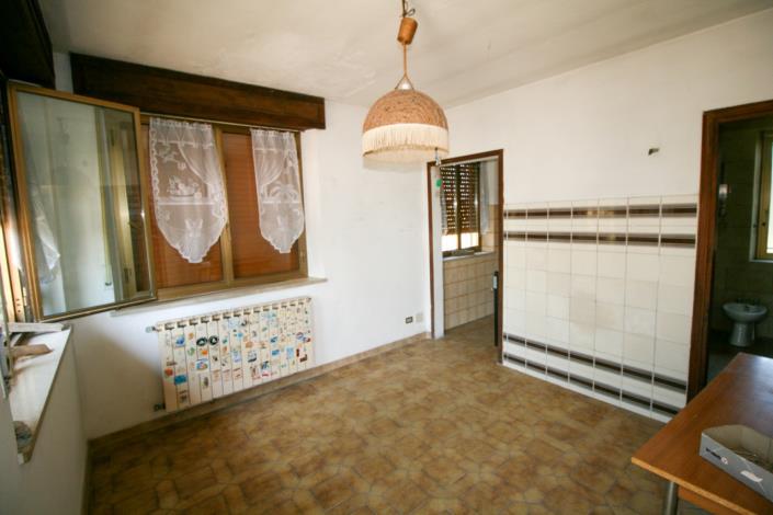 Image No.13-3 Bed Country House for sale