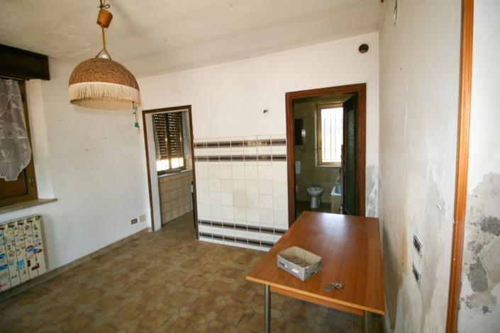 Image No.14-3 Bed Country House for sale