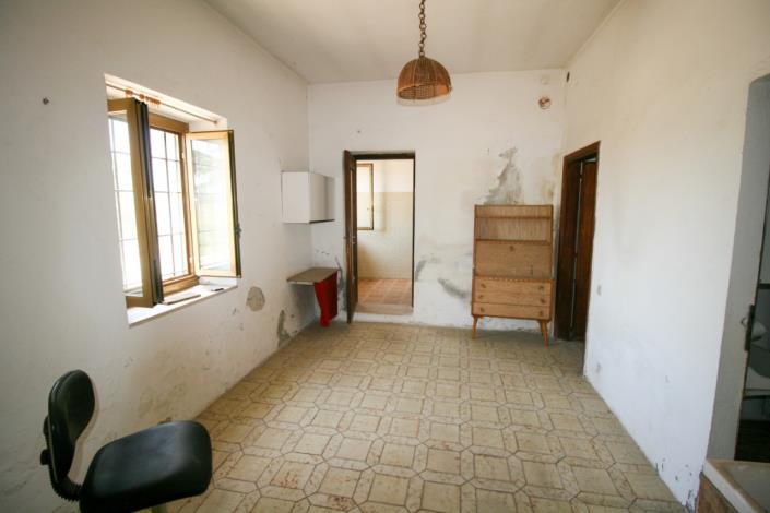 Image No.23-3 Bed Country House for sale