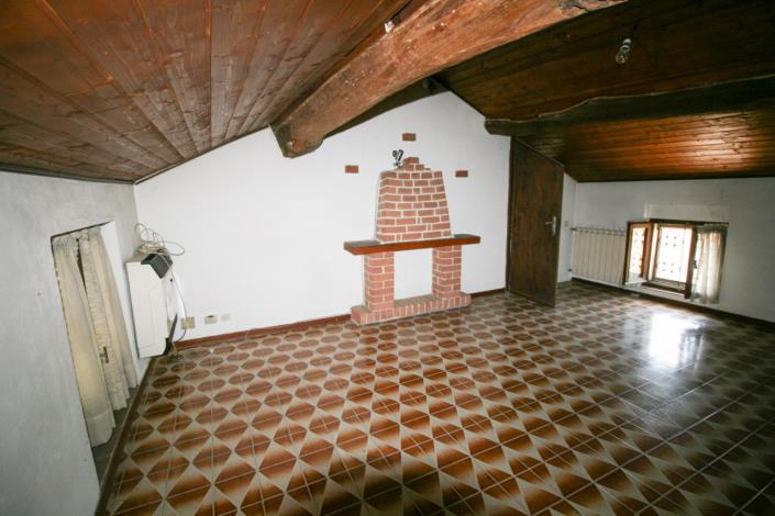 Image No.43-3 Bed Country House for sale