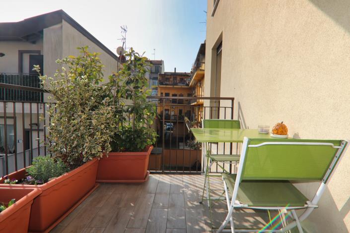 Image No.23-1 Bed Apartment for sale