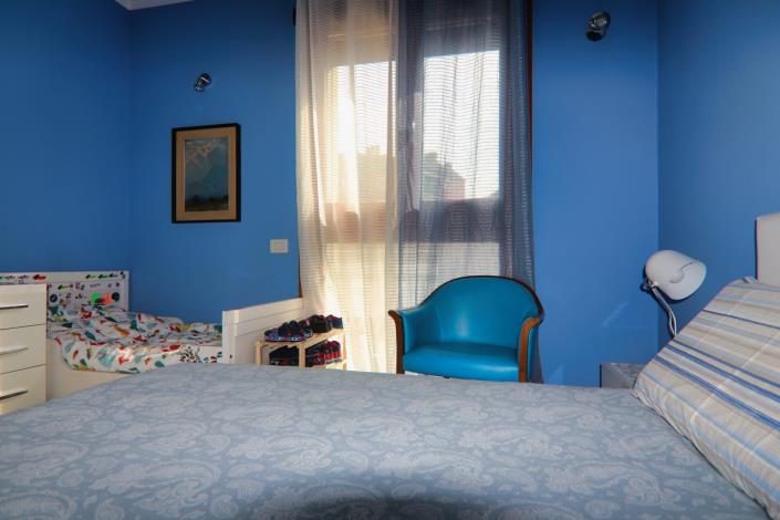 Image No.49-1 Bed Apartment for sale