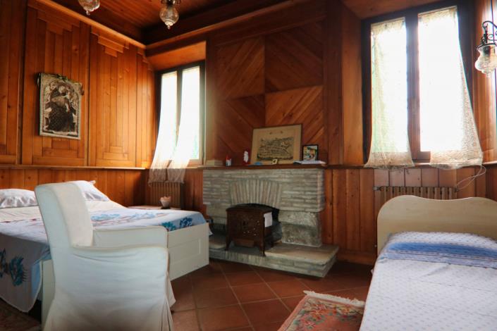 Image No.30-8 Bed Villa for sale