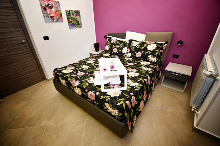 Image No.20-4 Bed Apartment for sale