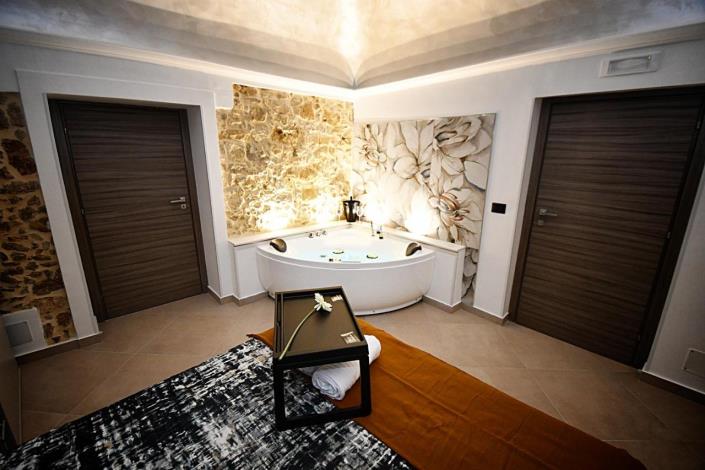 Image No.25-4 Bed Apartment for sale