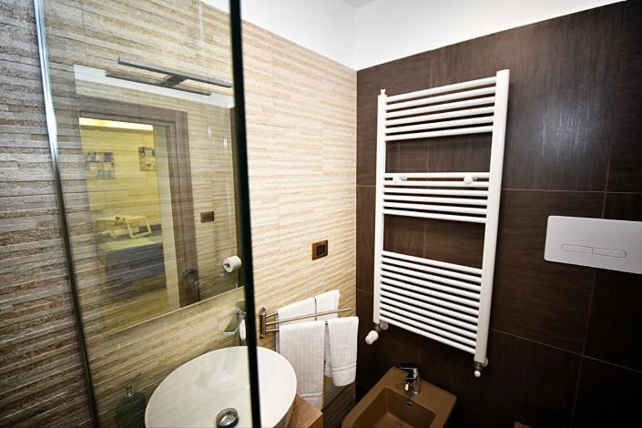 Image No.39-4 Bed Apartment for sale