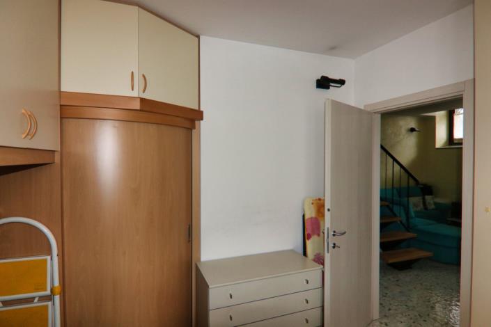 Image No.25-2 Bed Duplex for sale