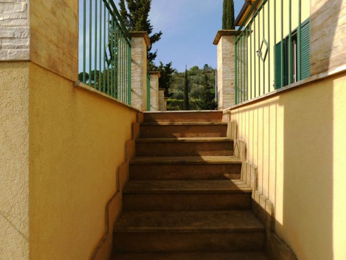 Image No.15-6 Bed Villa for sale