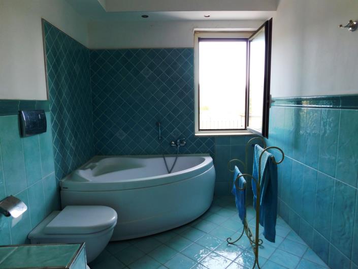 Image No.46-6 Bed Villa for sale