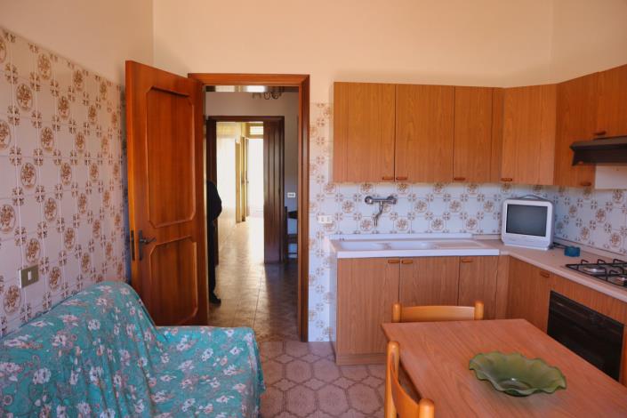 Image No.19-2 Bed Apartment for sale