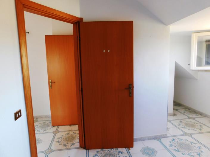 Image No.39-4 Bed Villa for sale